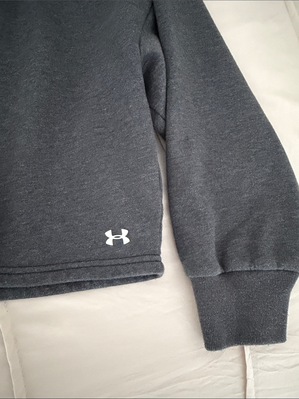 Women’s Under Armour Charcoal Gray Cropped Hoodie with Logo Tape - Picture 3 of 4